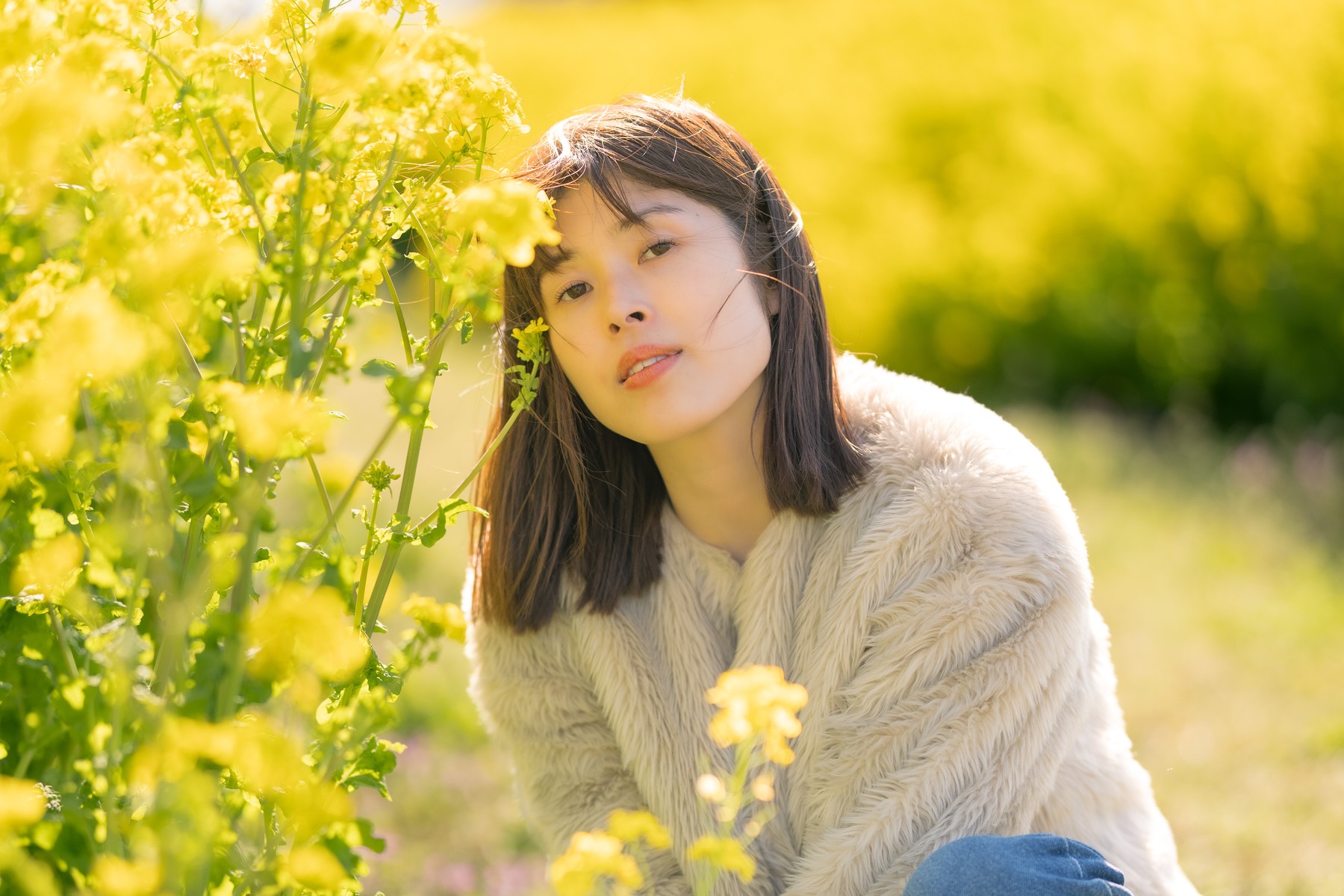 花とポートレートの写真